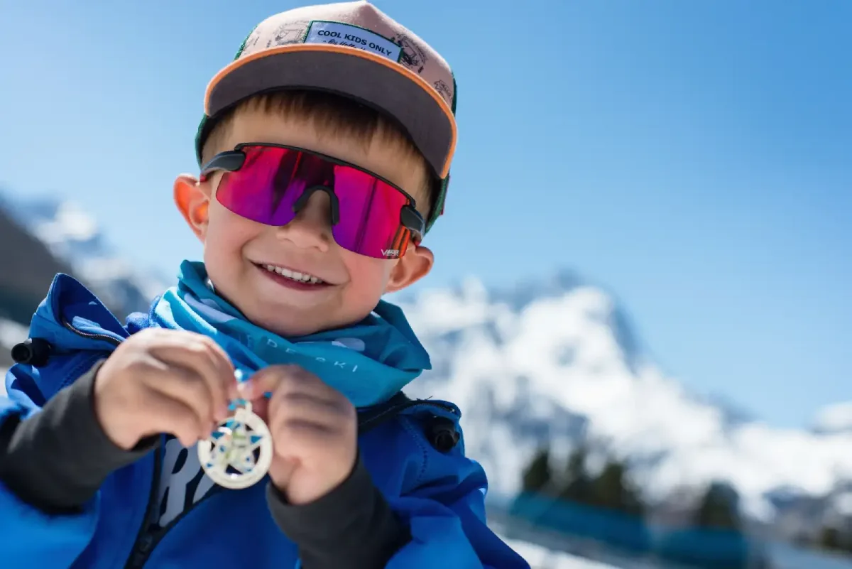 Cours collectif de ski alpin pour enfant à l'ESi
